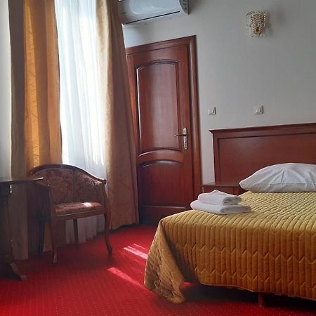 Dworek Vesaria Lublin Exterior foto